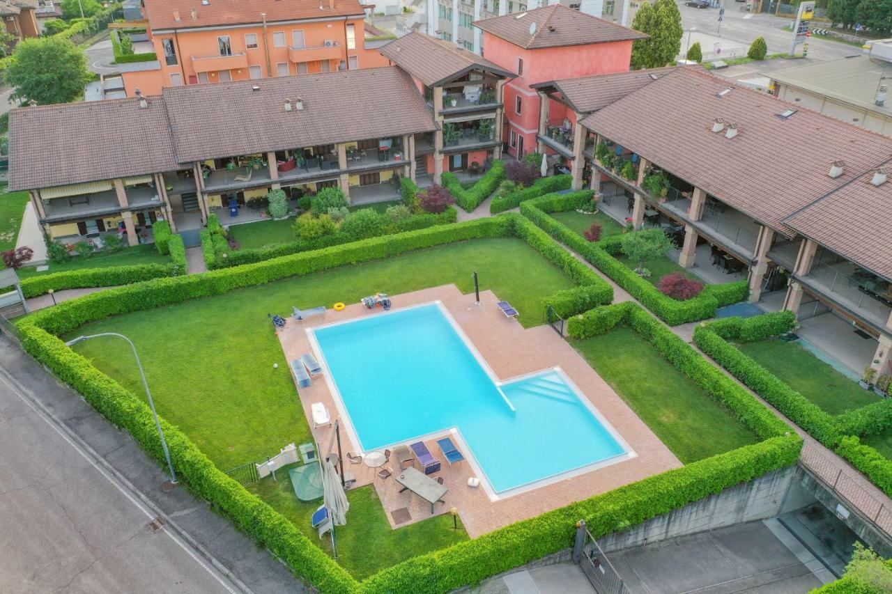 Peschiera Summer Home Peschiera del Garda Exteriör bild