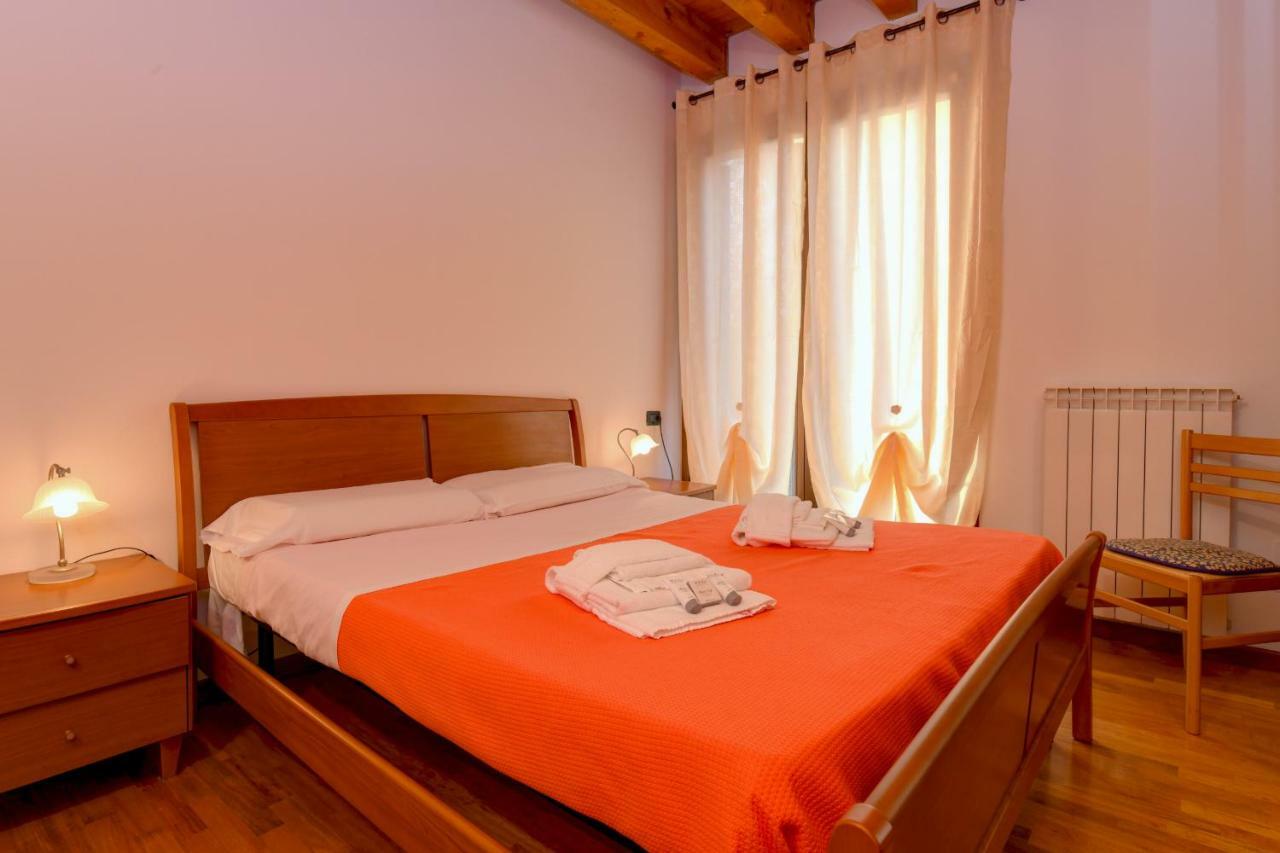 Peschiera Summer Home Peschiera del Garda Exteriör bild